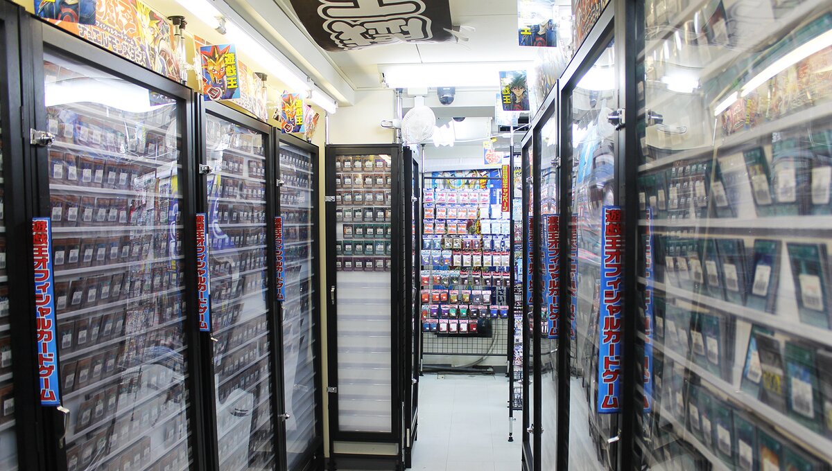 FULLCOMP A Trading Card Specialty Shop In Akihabara That Buys And 