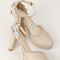 Honey Salon Flower Pumps (Light Beige)