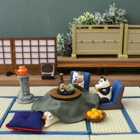 concombre Kotatsu Cat Ornaments