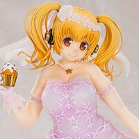 Super Pochaco: Wedding Ver. 1/5 Scale Figure