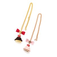 Q-pot. Parlor Heart Chocolate Cupcake Necklace