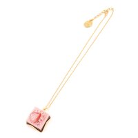 Q-pot. Strawberry Chocolate Petit Cake Necklace