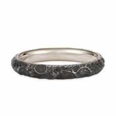Evangelion 18K White Gold Black Moon Ring