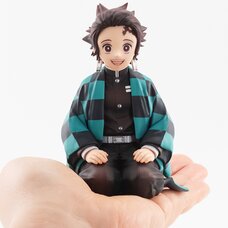 G.E.M. Series Demon Slayer: Kimetsu no Yaiba Palm-Size Tanjiro w/ Bonus