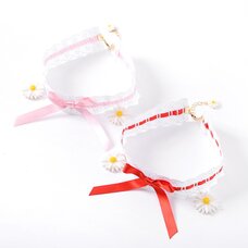 Swankiss Daisy Lace Choker