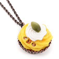 Q-pot. Parlor Pumpkin Mont Blanc Necklace