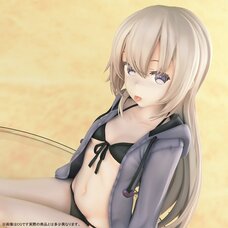Capriccio Hoodie Girl 1/7 Scale Figure