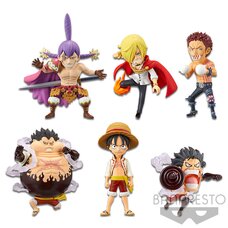 One Piece World Collectable Figure -Battle of Luffy Whole Cake Island-