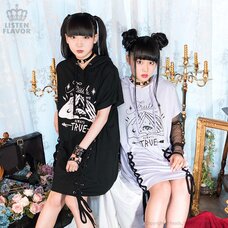 LISTEN FLAVOR Eye of Lies Hooded Lace-Up Short Sleeve Cutsew