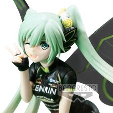 Hatsune Miku Racing Miku 2017 Team UKYO Cheering Ver. Non-Scale Figure
