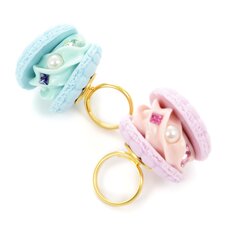 Q-pot. Parlor Shell Macaron Rings