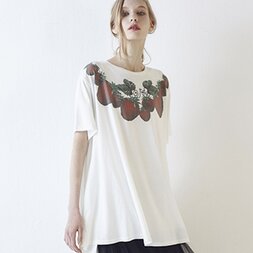Q-pot. Strawberry Field T-Shirt Dress