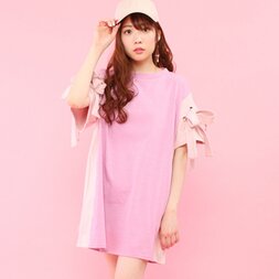 Honey Salon Shoulder Slit T-Shirt Dress