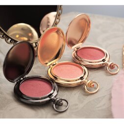 cosme play Fairy Tale Cosmetics × Hatsune Miku Pocket Watch Blush
