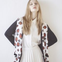 Q-pot. Strawberry Field Long Cardigan