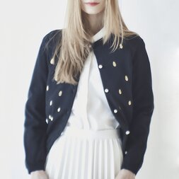 Q-pot. Strawberry Drop Cardigan