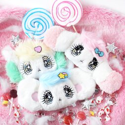 Peropero Sparkles Plush Face Pass Cases