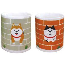 Concombre Poking Head Out Mug