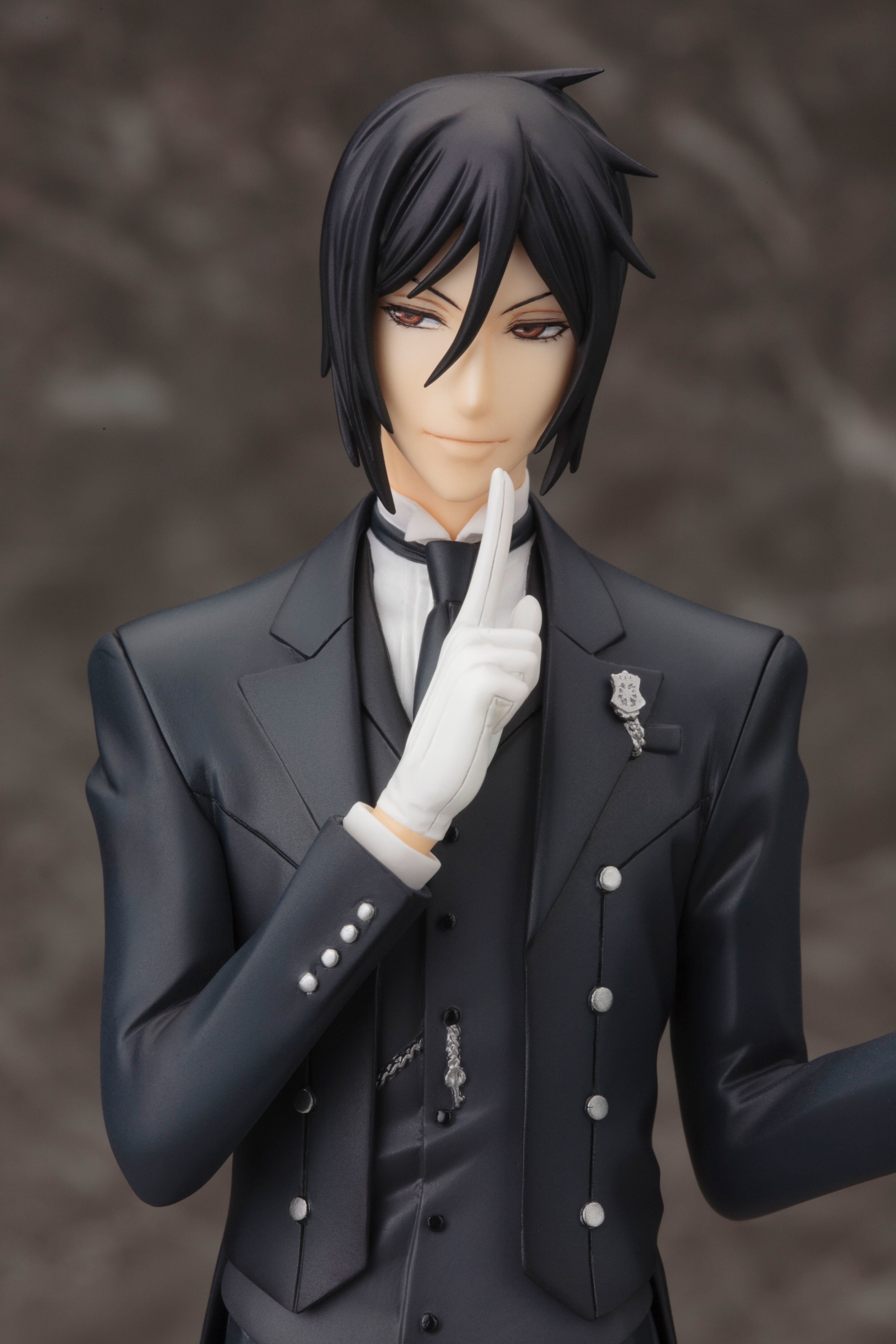 sebastian michaelis statue