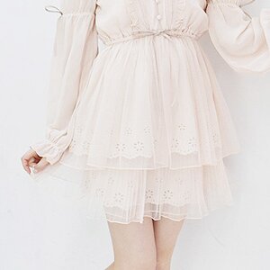 LIZ LISA Cutwork Lace Sukapan Skirt