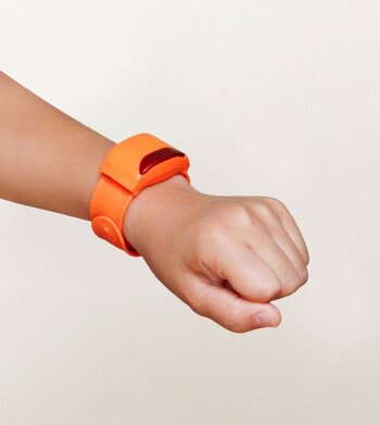  Moff Band - A Wearable Smart Toy 