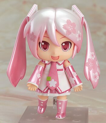 sakura miko nendoroid