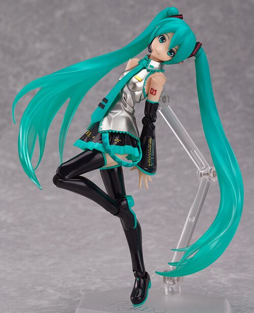 figma hatsune miku 2.0 w/ free display case