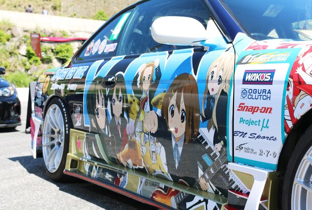 Graffiti Artist Paints Incredible Initial D MangaStyle Art Cars