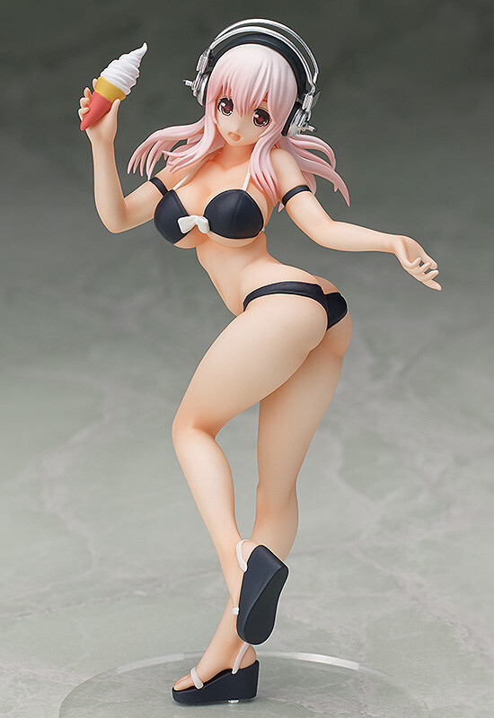 super sonico bikini figure