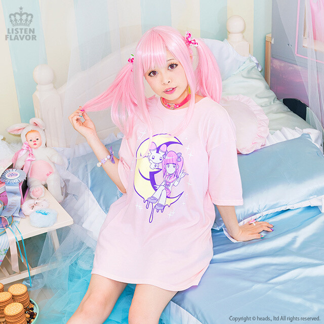 LISTEN FLAVOR 2017 Menherachan Collaboration Vol. 2 Moonlight TShirt